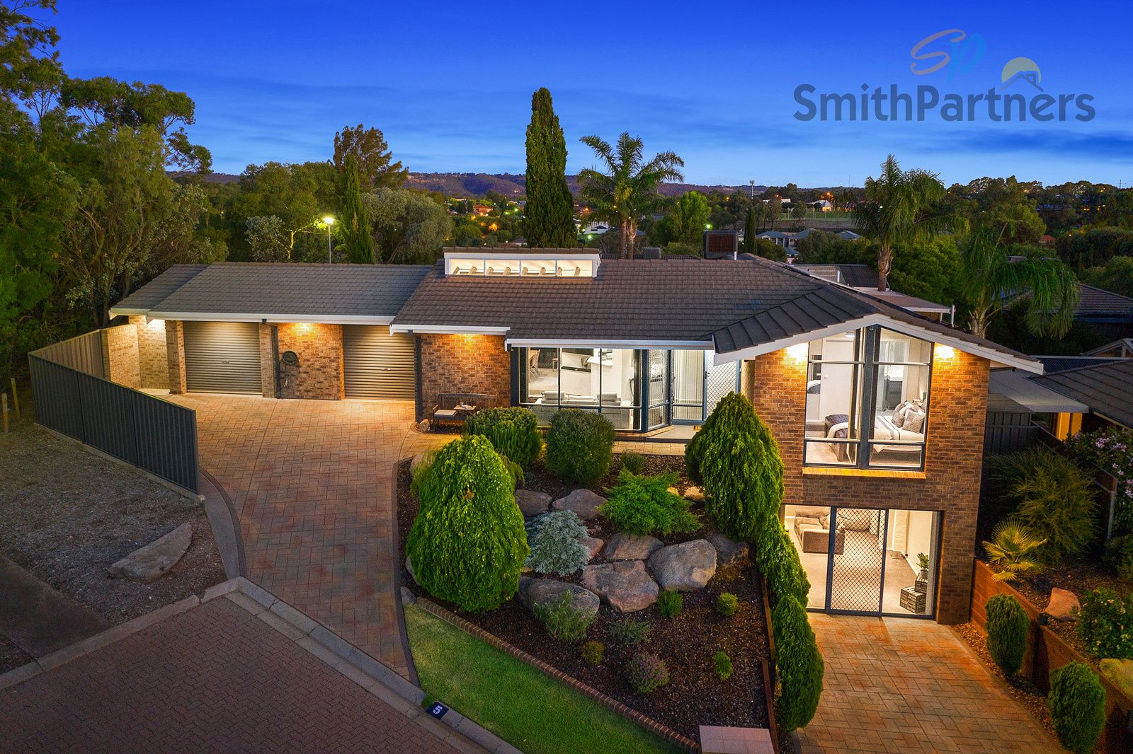 5 Unique Court, Golden Grov Property History & Address Research Domain