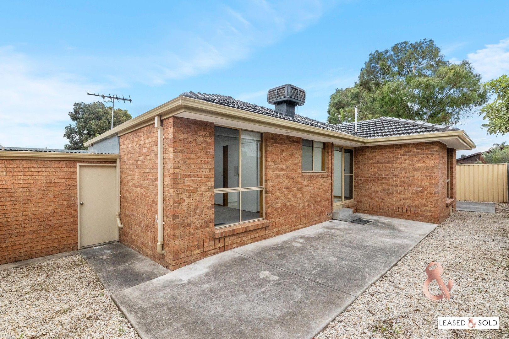 1/12 Prince Of Wales Avenue, Mill Park VIC 3082, Image 1