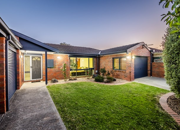 140 Courtenay Avenue, Cranbourne North VIC 3977