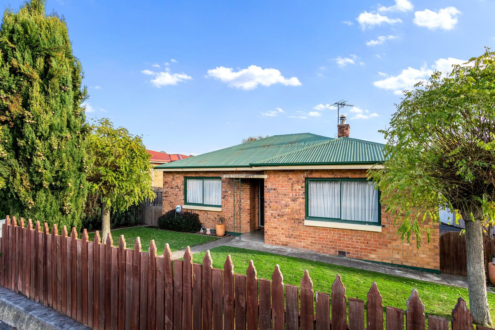 2 bedrooms House in 2 Keithleigh St YOUNGTOWN TAS, 7249