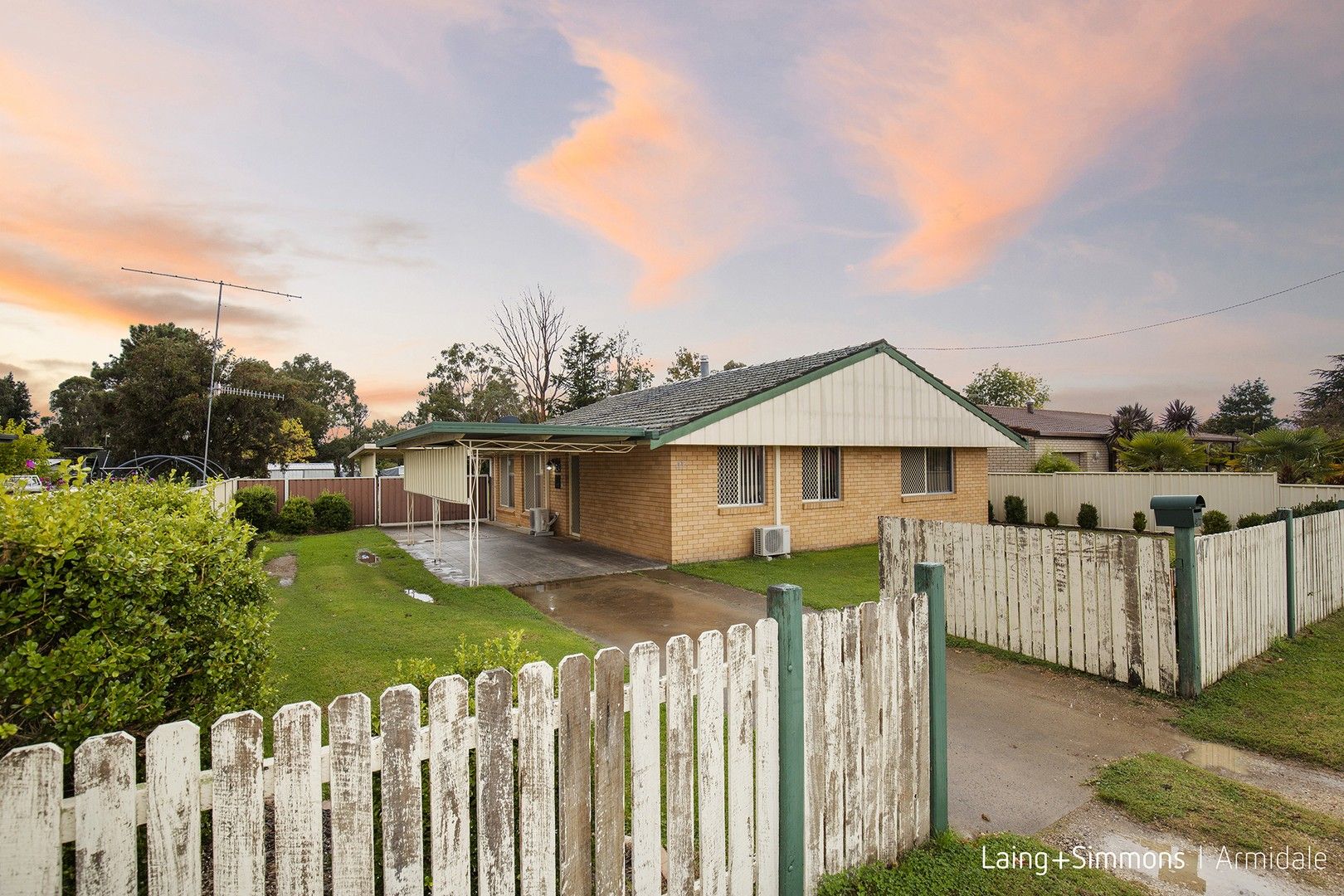 47 Rowan Avenue, Uralla NSW 2358, Image 0