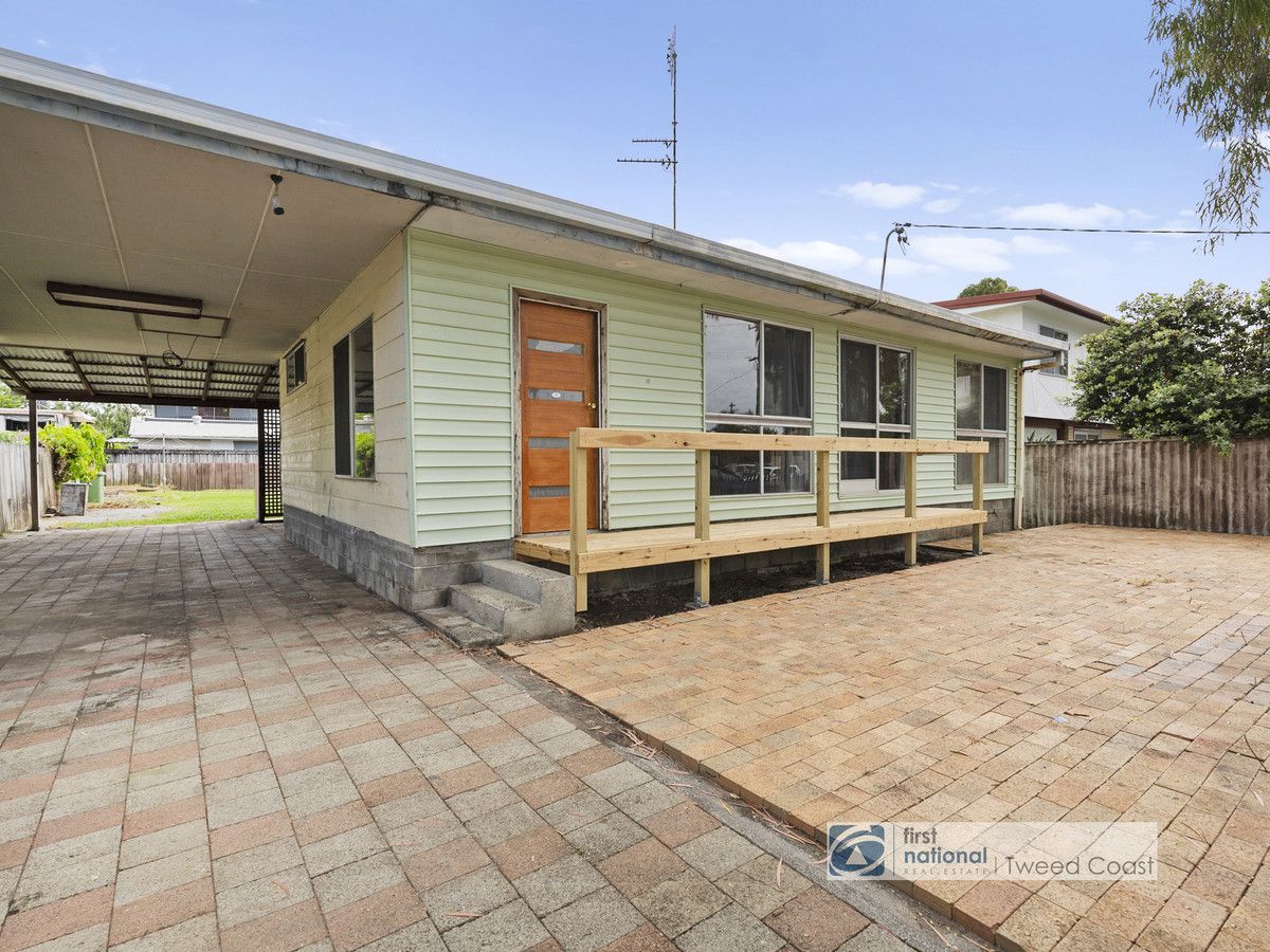 5 bedrooms House in 18 Acacia Street TWEED HEADS SOUTH NSW, 2486