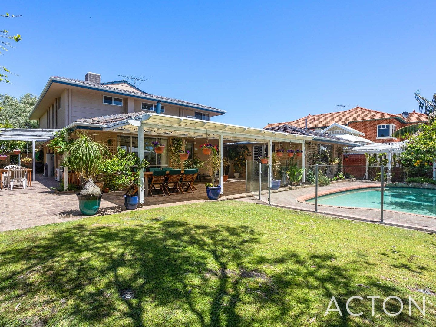 64 Oban Road, City Beach WA 6015, Image 0