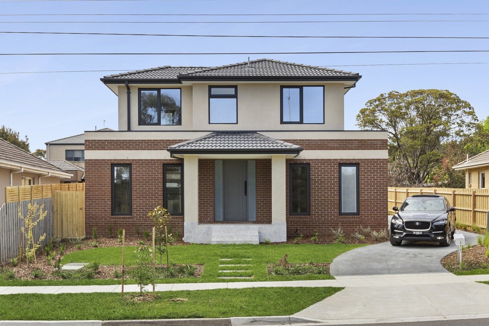 4 bedrooms House in 1/379 Springvale Rd FOREST HILL VIC, 3131