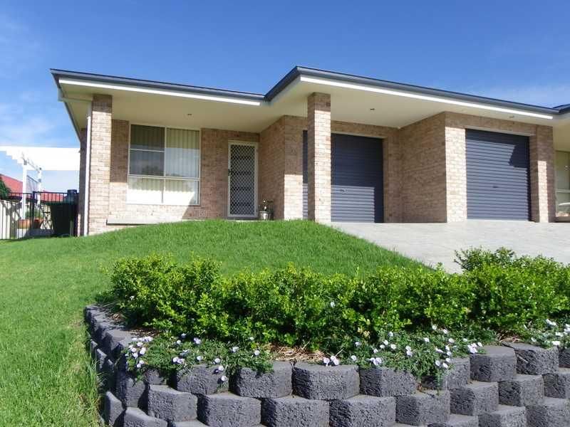 1/7 Conimbla Crescent, TAMWORTH NSW 2340, Image 0