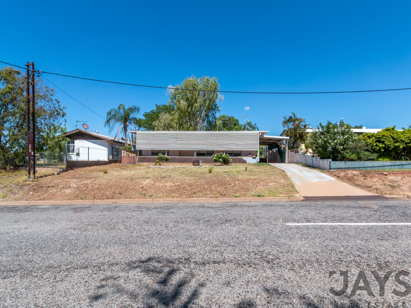 17 Mabel Avenue, Mount Isa QLD 4825, Image 2