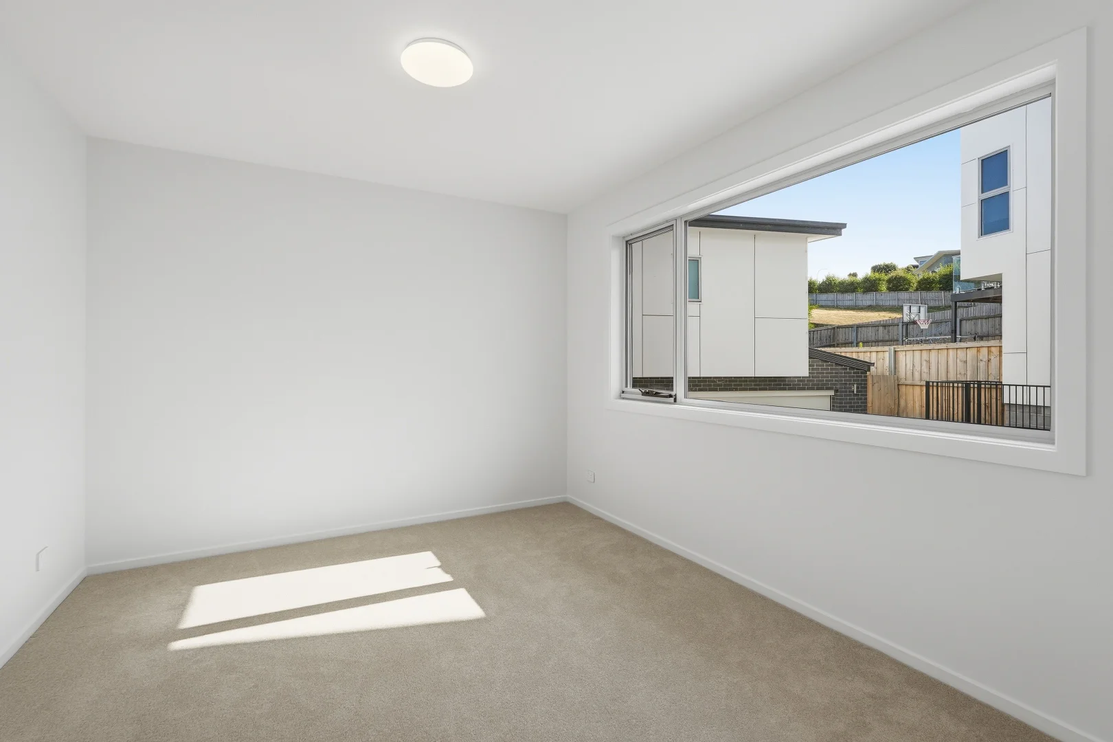 Additional image 23 of 1/8 Cherrington Dr, Tranmere TAS 7018