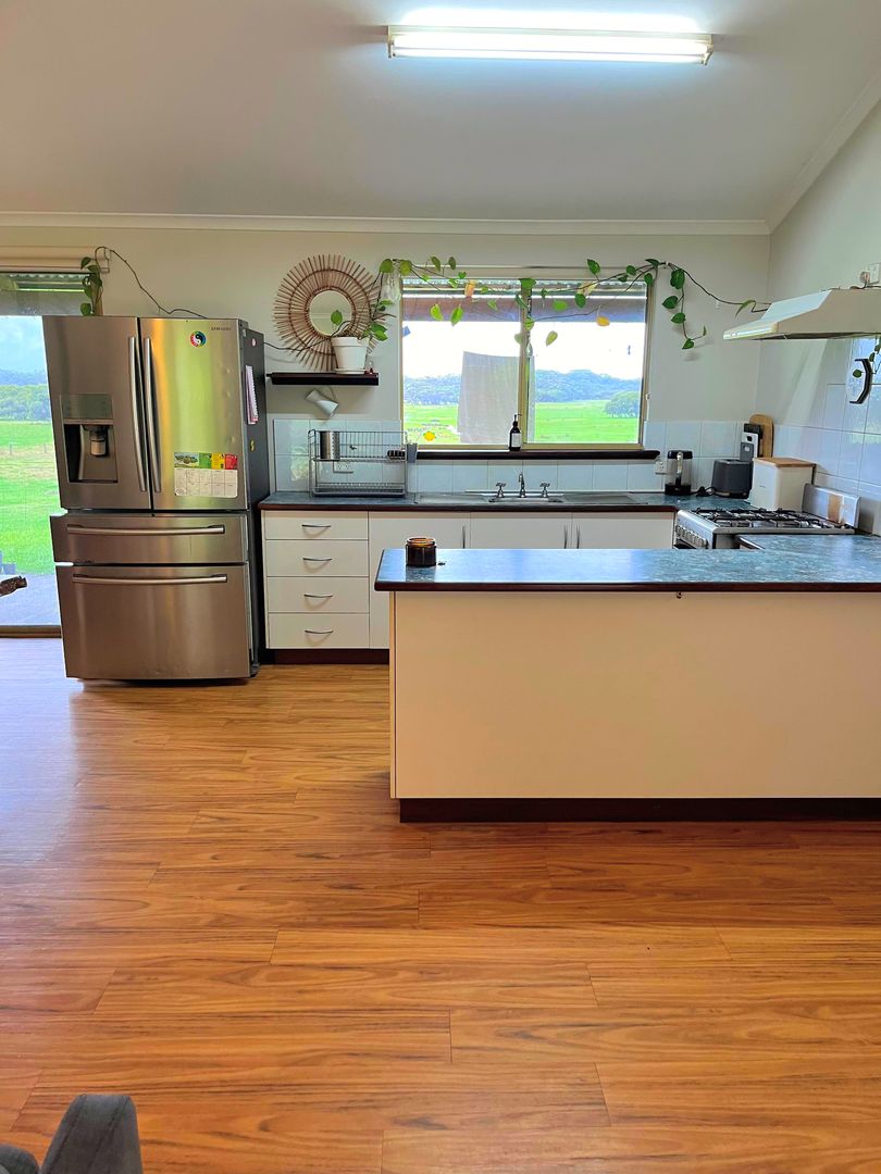 Caves Road, Deepdene WA 6290 - 3 beds house for Rent, $550 - 16583125 ...