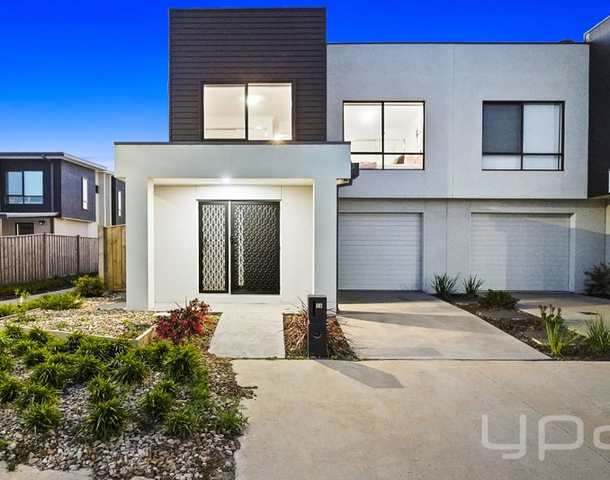 16 Artichoke Walk, Truganina VIC 3029