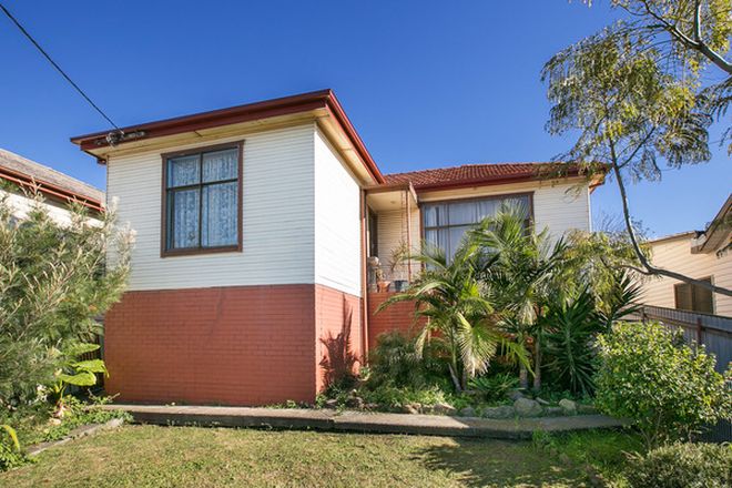 Picture of 46 Lake Avenue, CRINGILA NSW 2502