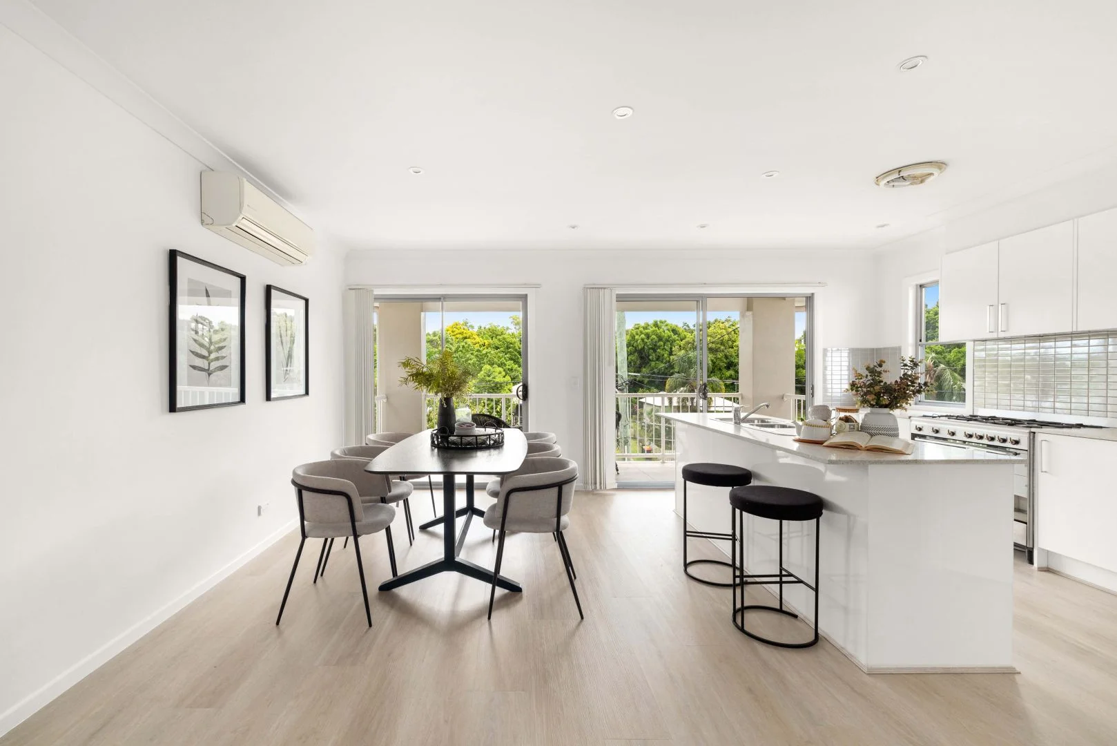 Additional image 2 of 283 Bennetts Road, Norman Park QLD 4170