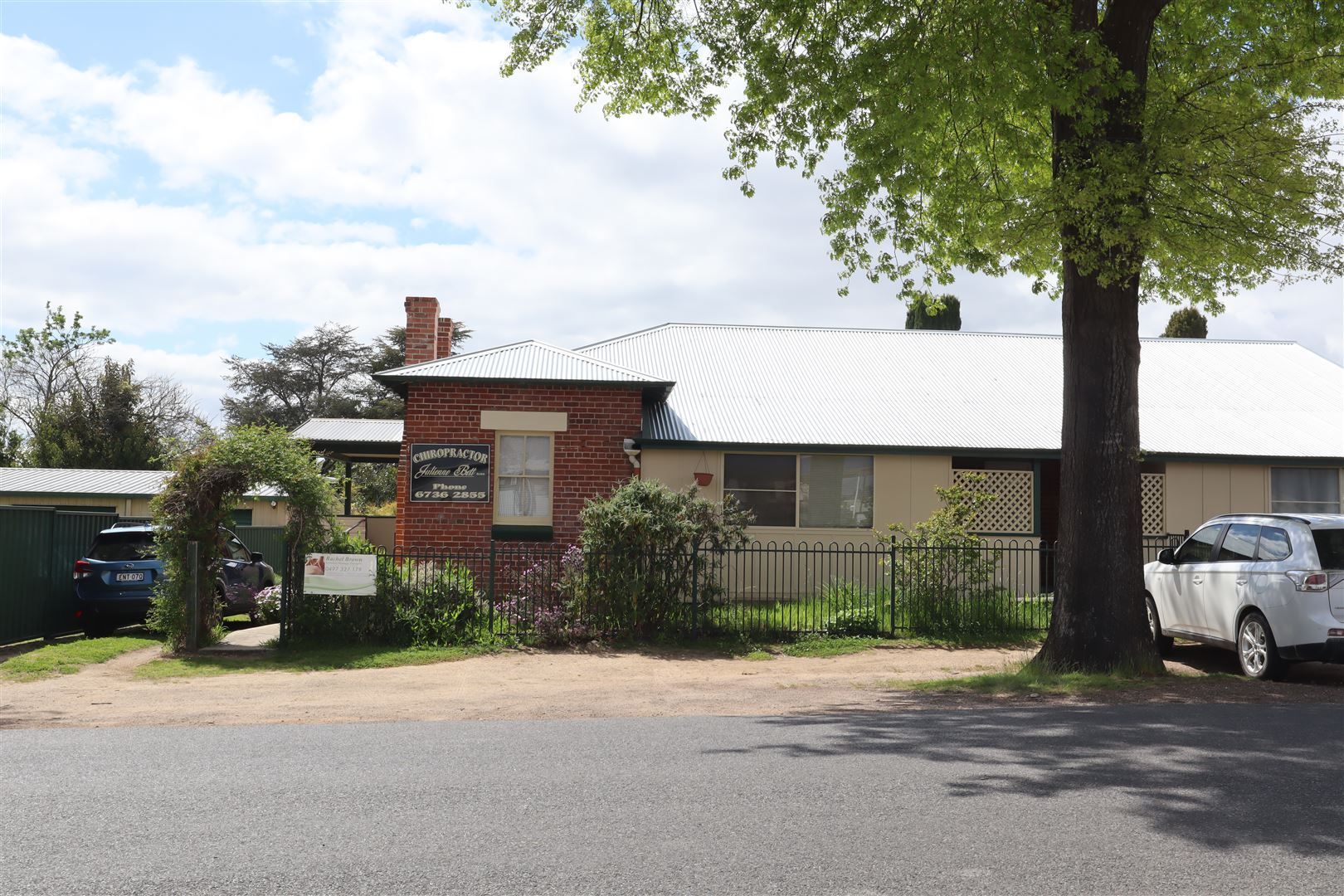 3 bedrooms Apartment / Unit / Flat in 2/166 High Street TENTERFIELD NSW, 2372