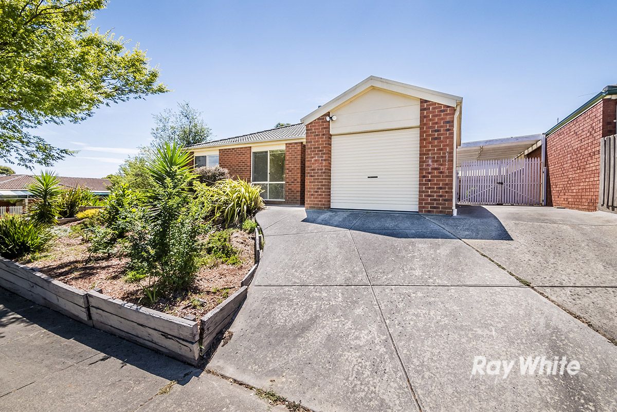 31 Bates Street, Cranbourne West VIC 3977, Image 1