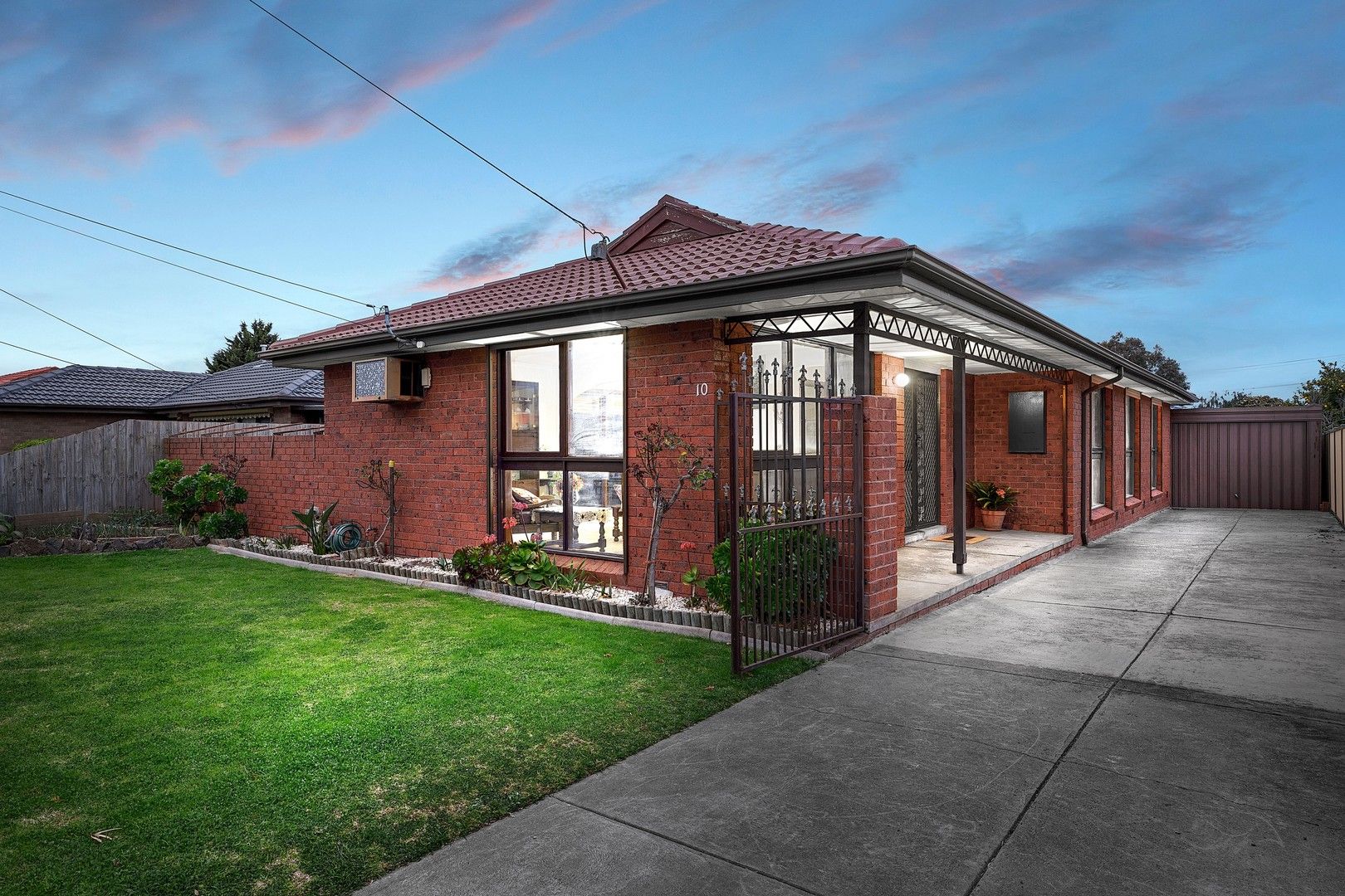 10 Ambon Avenue, Deer Park VIC 3023, Image 0