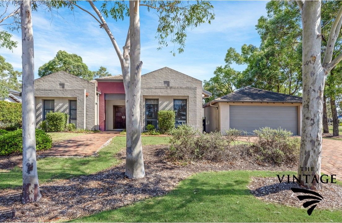 13 Maculata Place, Pokolbin NSW 2320, Image 1