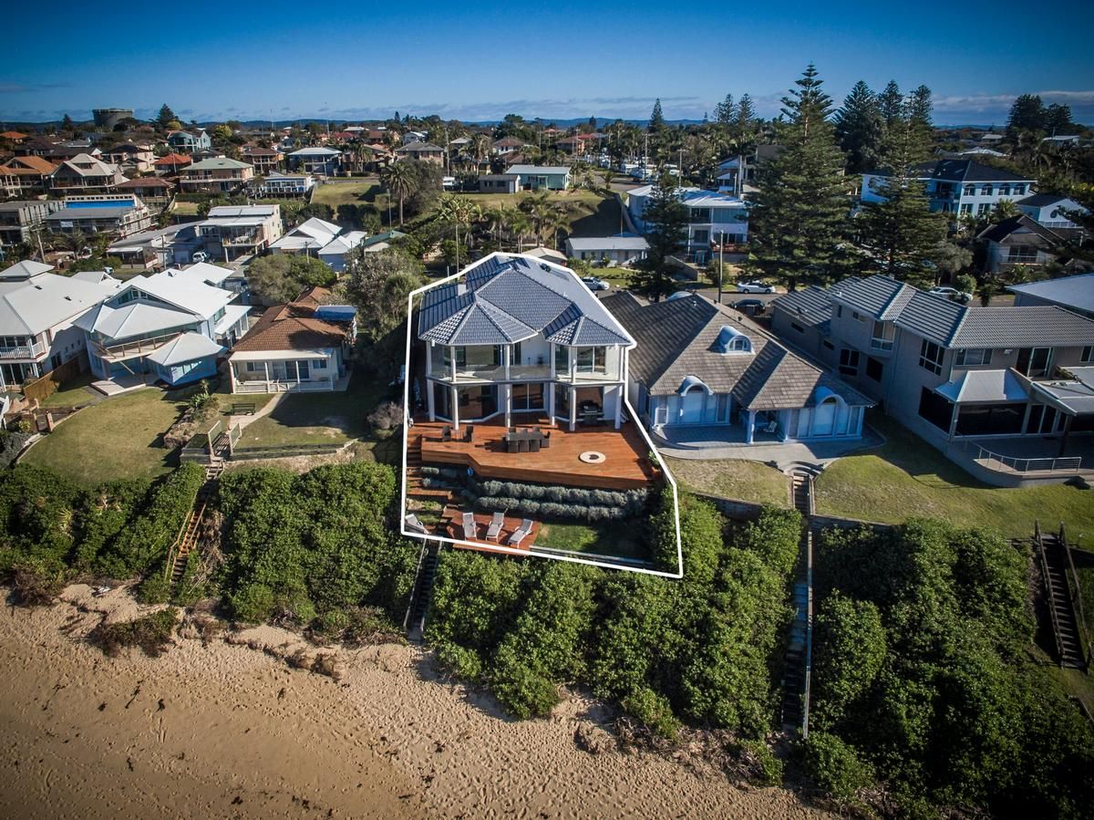 10 Werrina Parade, Blue Bay NSW 2261, Image 2