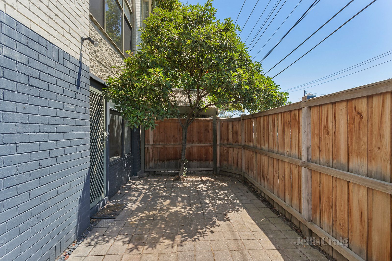 1/376 Albert Street, Brunswick VIC 3056, Image 2