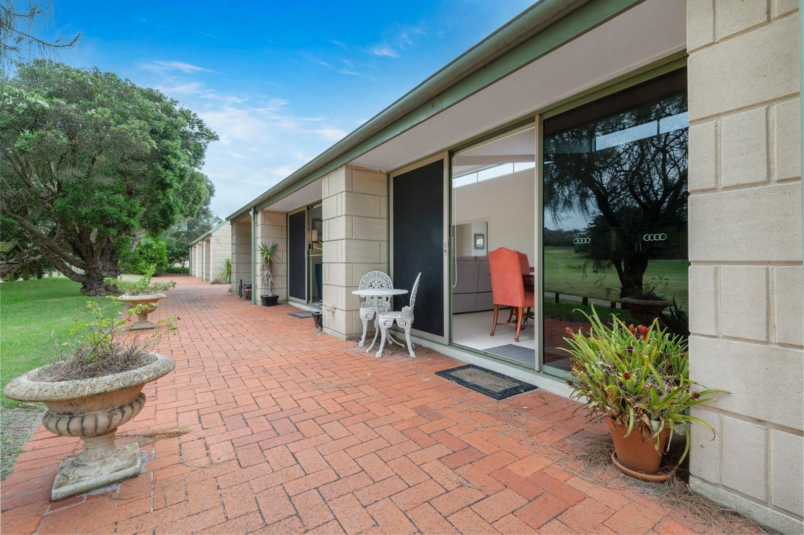 2 bedrooms House in 2/2 Casuarina Drive CAPE SCHANCK VIC, 3939