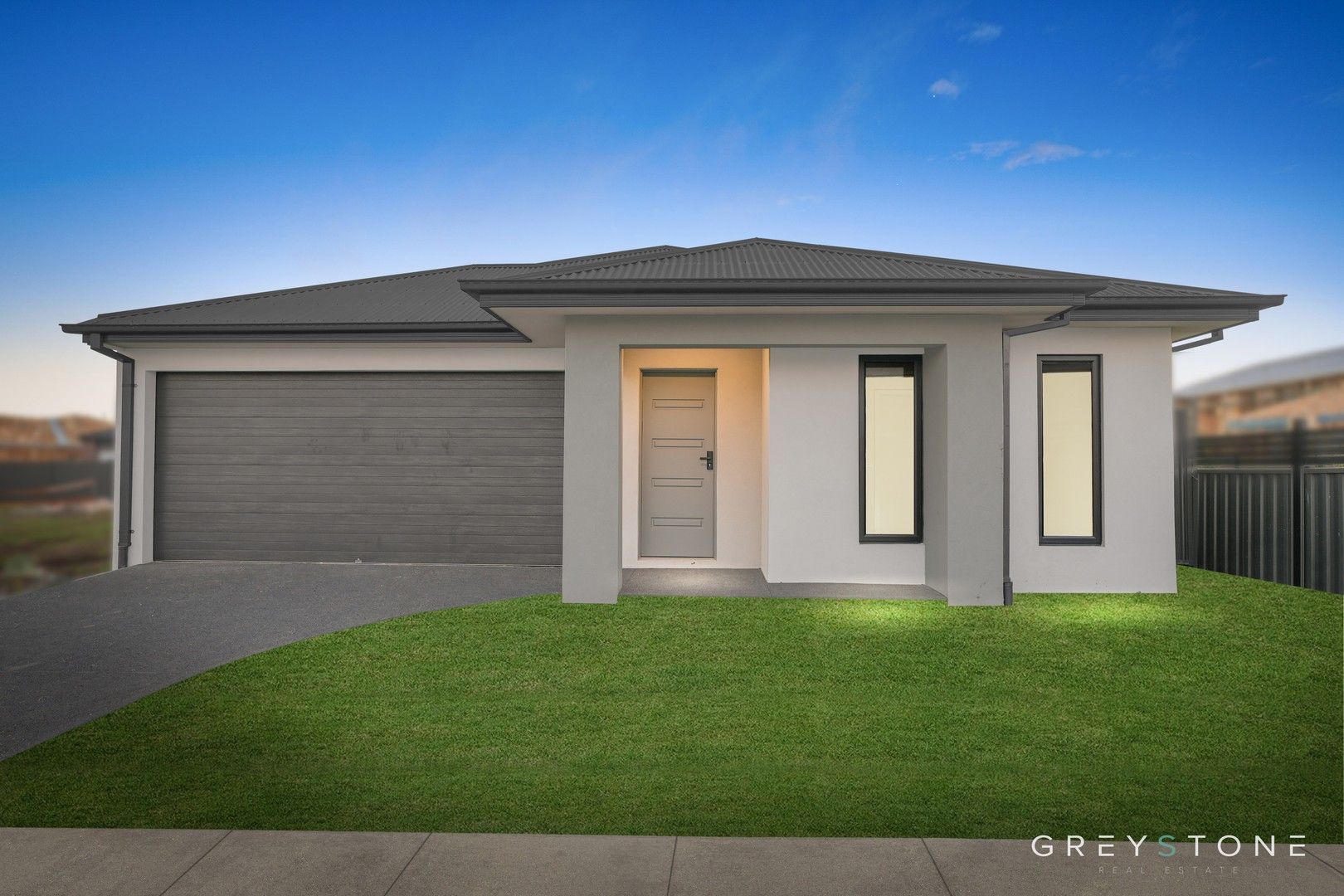 4 bedrooms House in 15 Cyad Way MANOR LAKES VIC, 3024