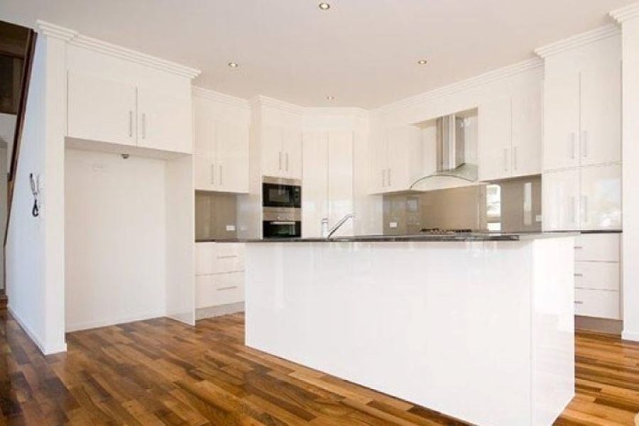 3 bedrooms Duplex in 5021b Riverwood Grove BENOWA QLD, 4217