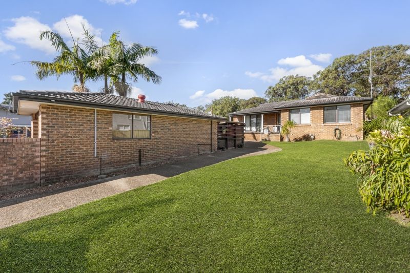 220 Wallarah Road, Gorokan NSW 2263, Image 2