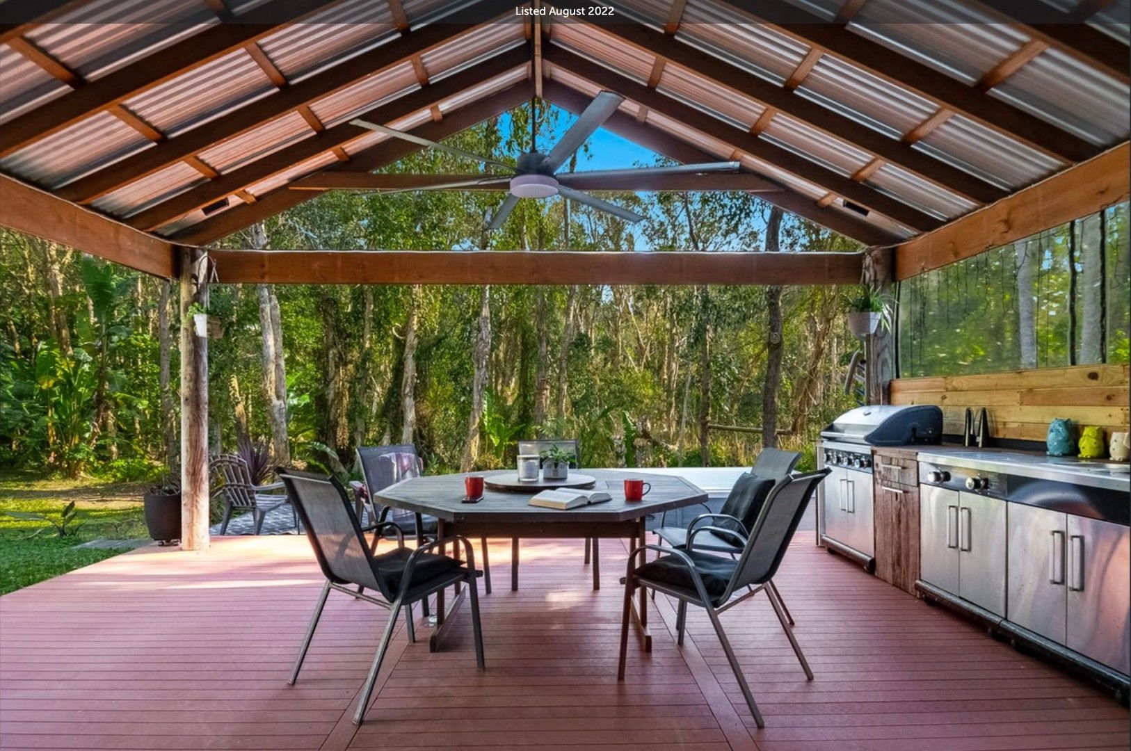 5 bedrooms House in 12 OLD BANGALOW ROAD BYRON BAY NSW, 2481