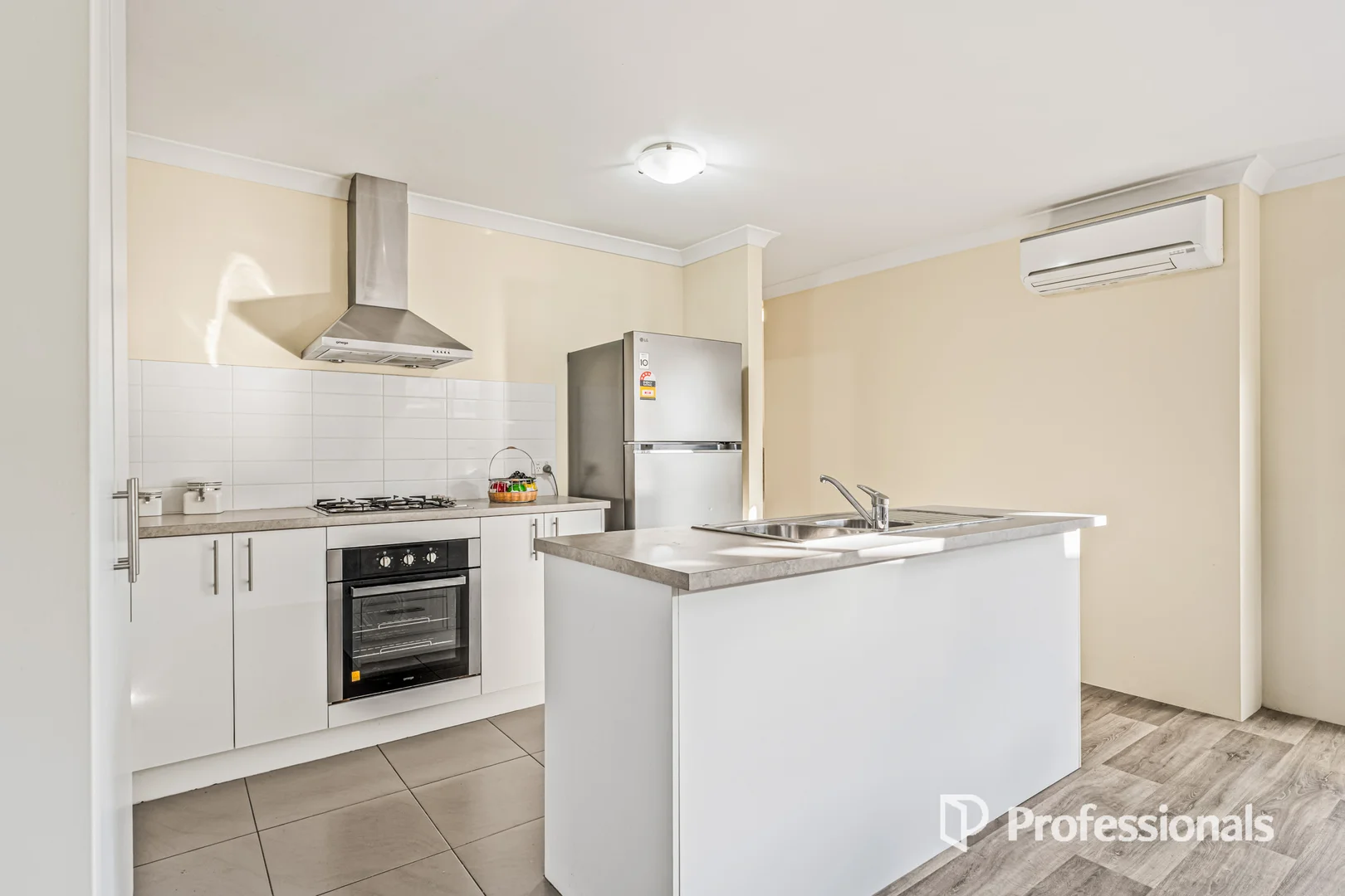 Additional image 12 of 14 Yarran Street, Armadale WA 6112