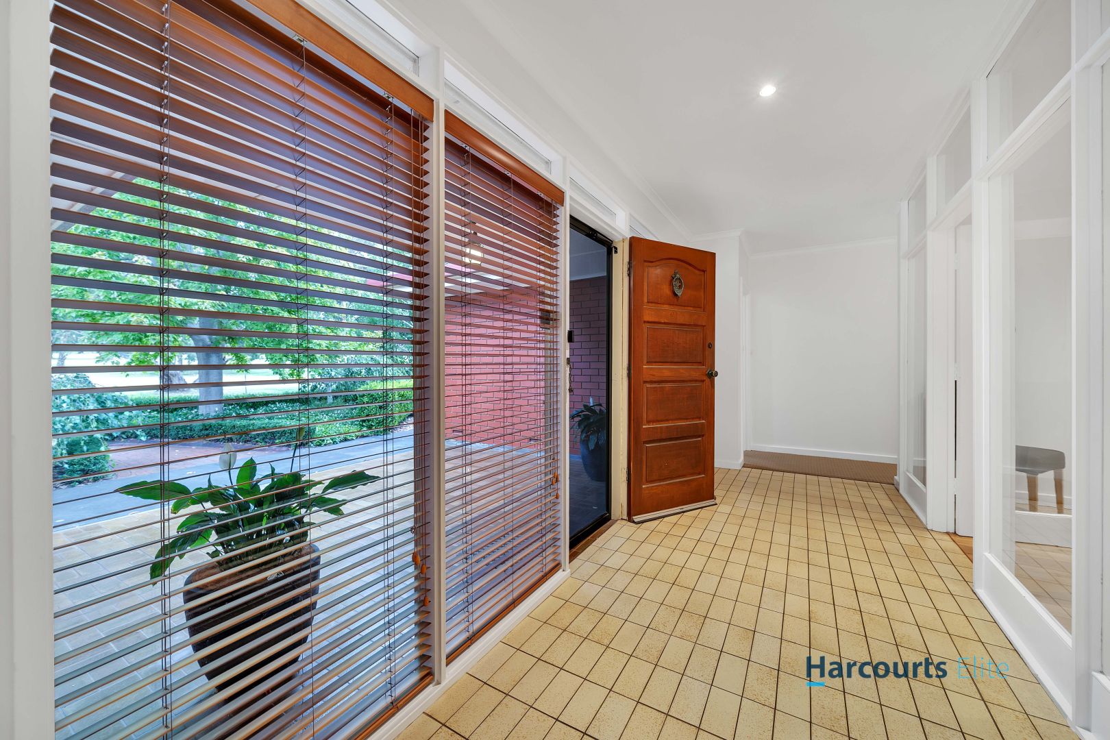 21 Golf Drive, Fairview Park SA 5126, Image 2