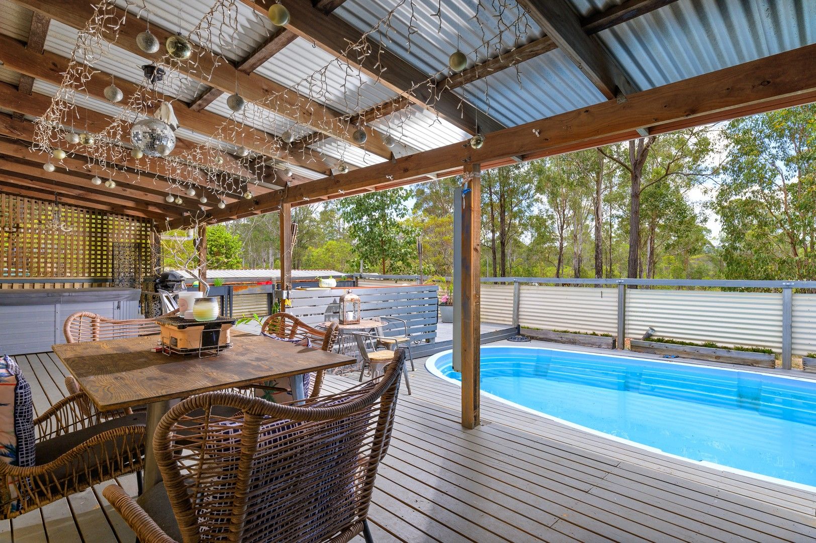 3 bedrooms House in 27 Arborfive Road GLENWOOD QLD, 4570
