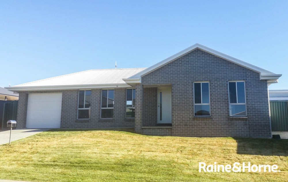 26 McLean Street, Windradyne NSW 2795, Image 0