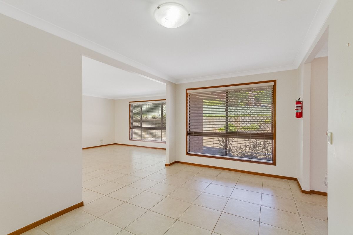 2/2 Gleneagles Place, Banora Point NSW 2486, Image 2
