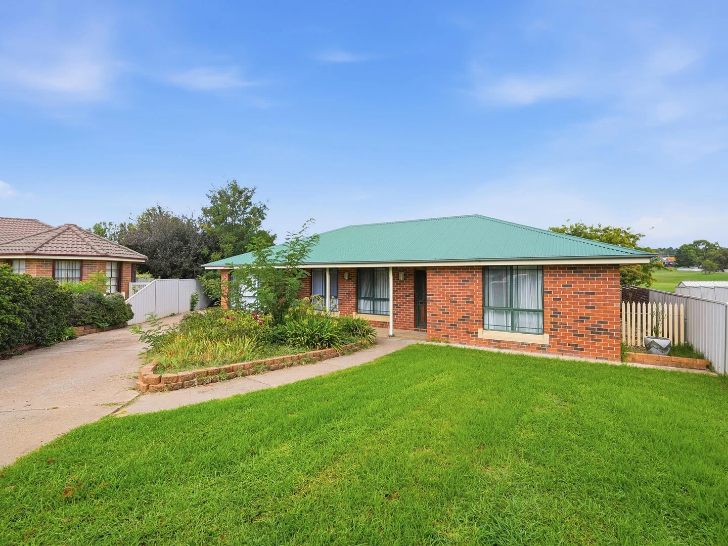 16 Weal Place, Windradyne NSW 2795