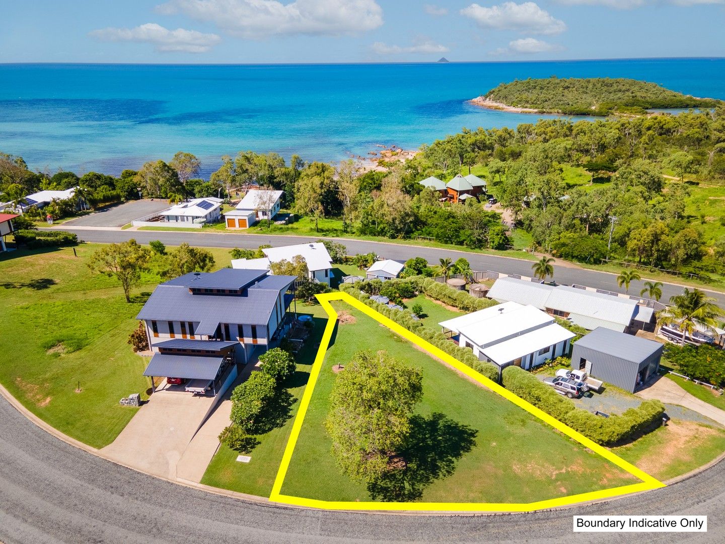 71 Blackcurrant Drive, Hideaway Bay QLD 4800, Image 0