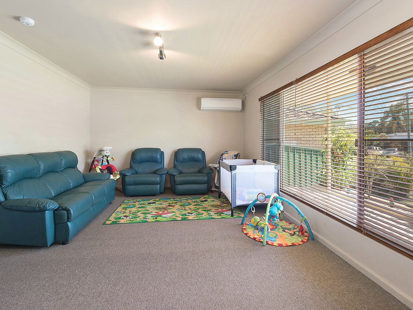 4 Fox Crescent, Wauchope NSW 2446, Image 2