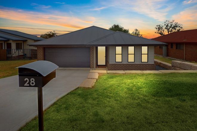 Picture of 28 COLLINS STREET, MERRIWA NSW 2329