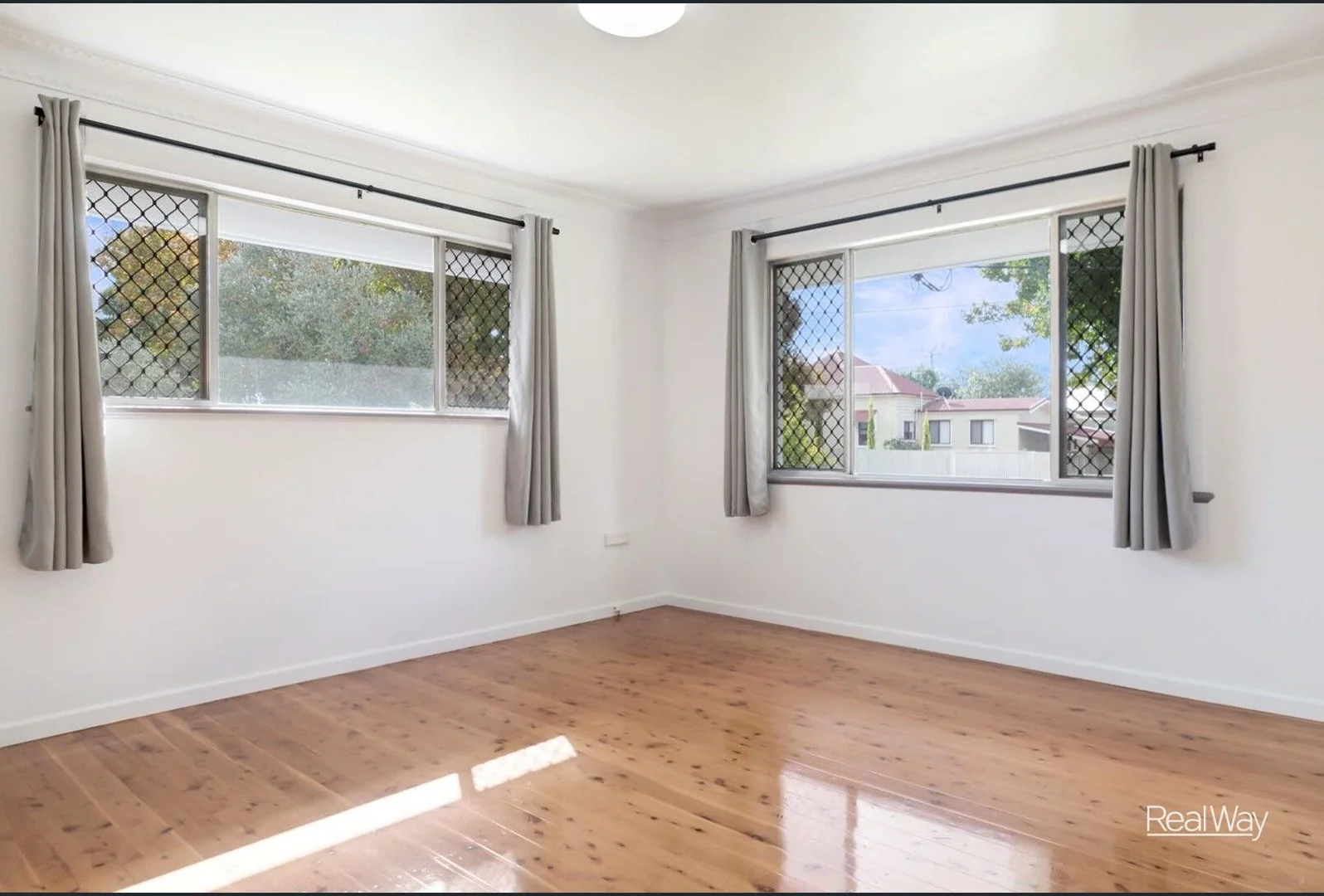 Additional image 6 of 54 Wallace Street, Newtown QLD 4350