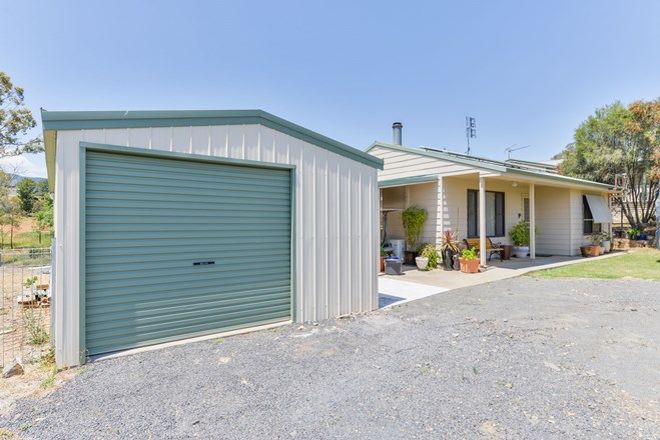 Picture of 104 Gill Street, NUNDLE NSW 2340