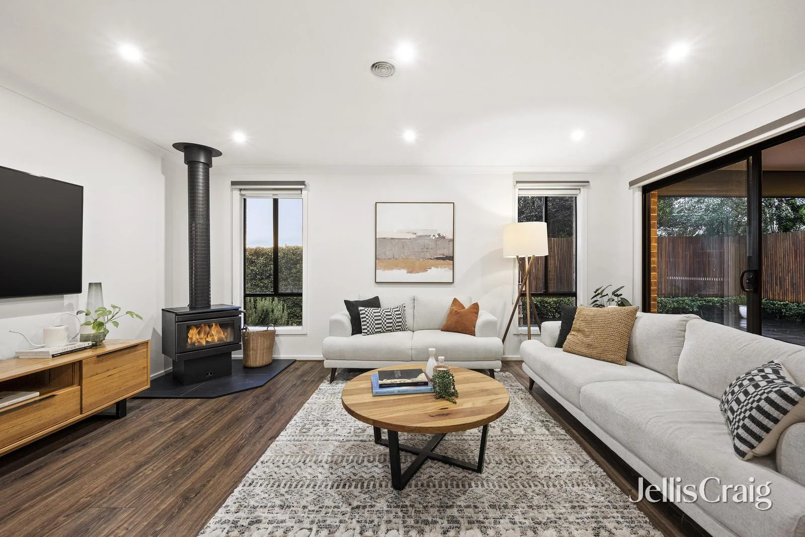 Additional image 3 of 19 Tiverton Circuit, Mooroolbark VIC 3138