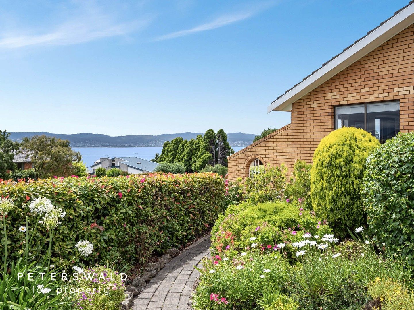 2/11 Tiersen Place, Sandy Bay TAS 7005, Image 1