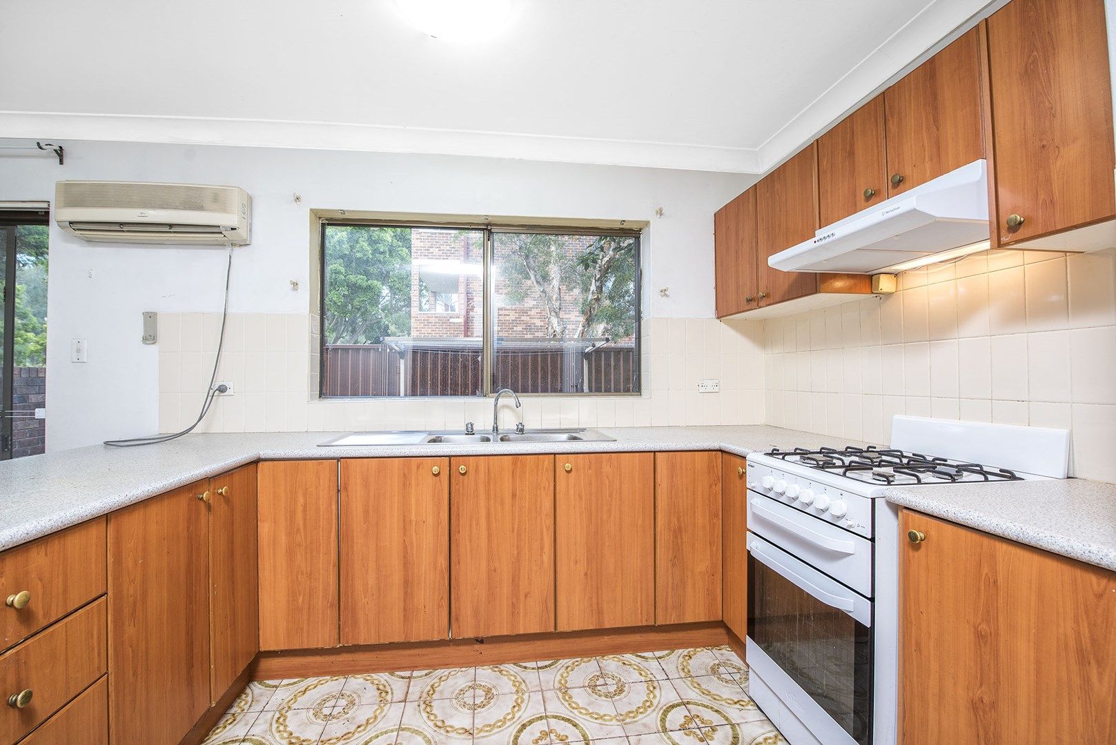 1/6-7 Ulverstone Street, Fairfield NSW 2165, Image 1