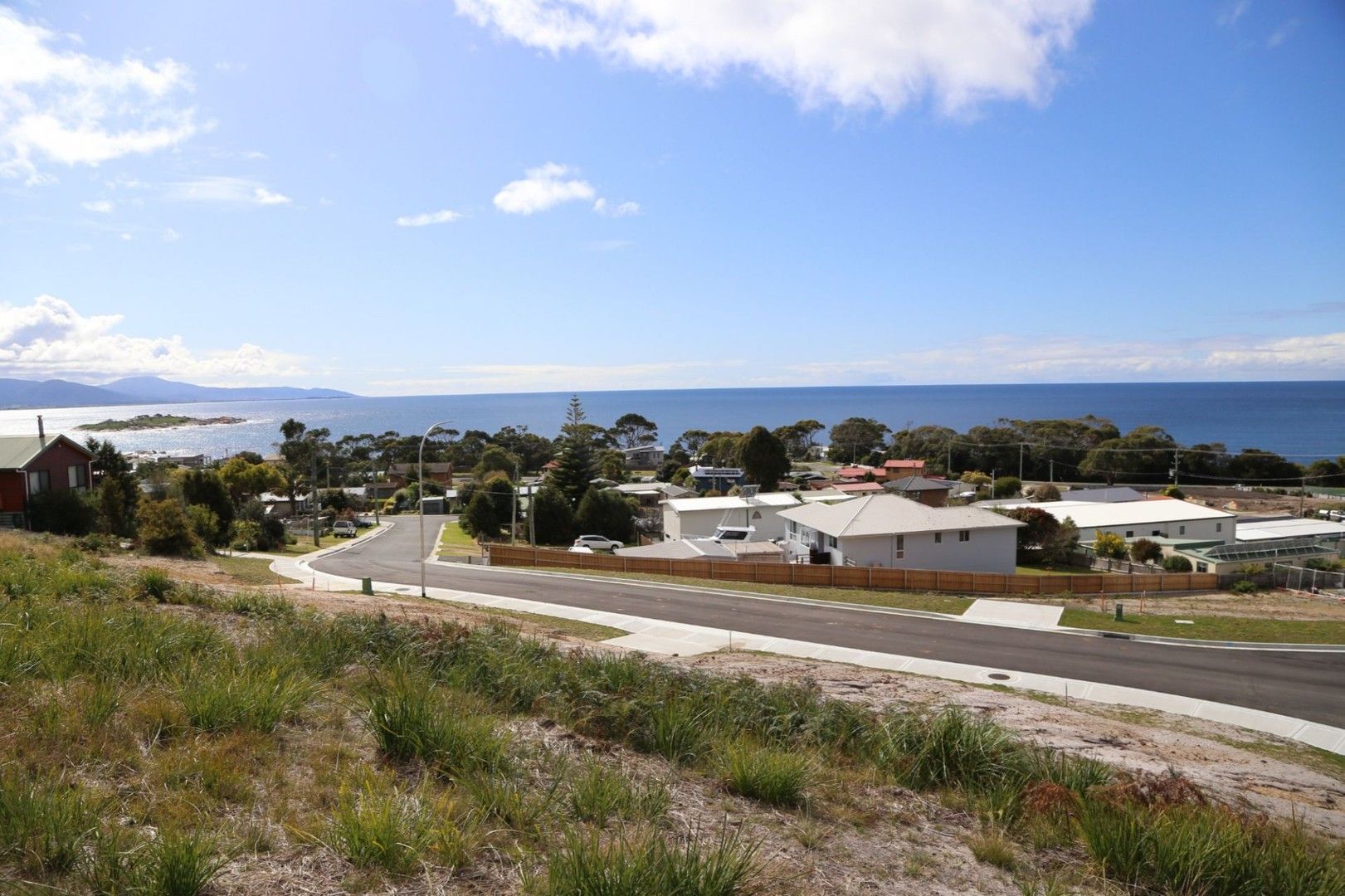 9 Harvey Avenue, Bicheno TAS 7215, Image 0