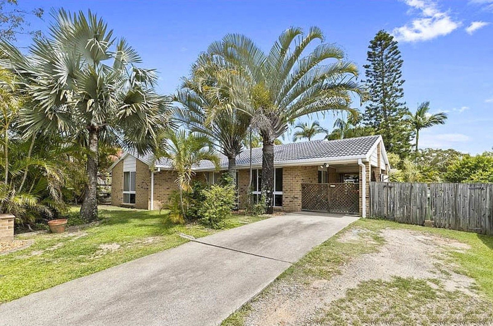 4 bedrooms House in 20 Sophia Place ALEXANDRA HILLS QLD, 4161