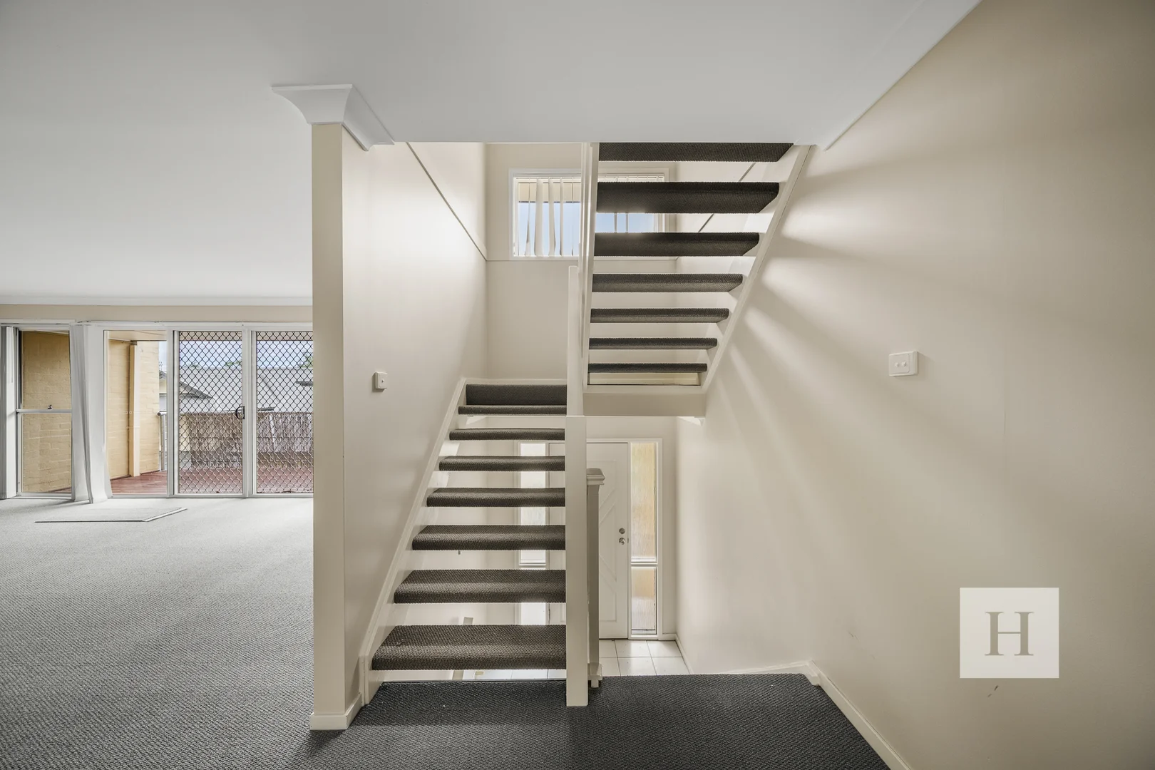 Additional image 2 of 31/8-10 Jarrett St, North Gosford NSW 2250