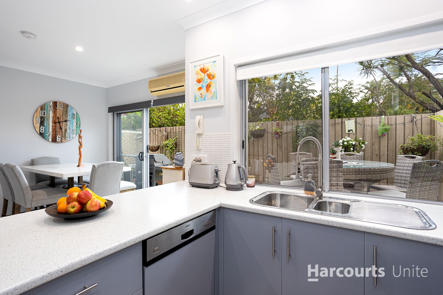 8/415 Scarborough Road, Scarborough QLD 4020, Image 2