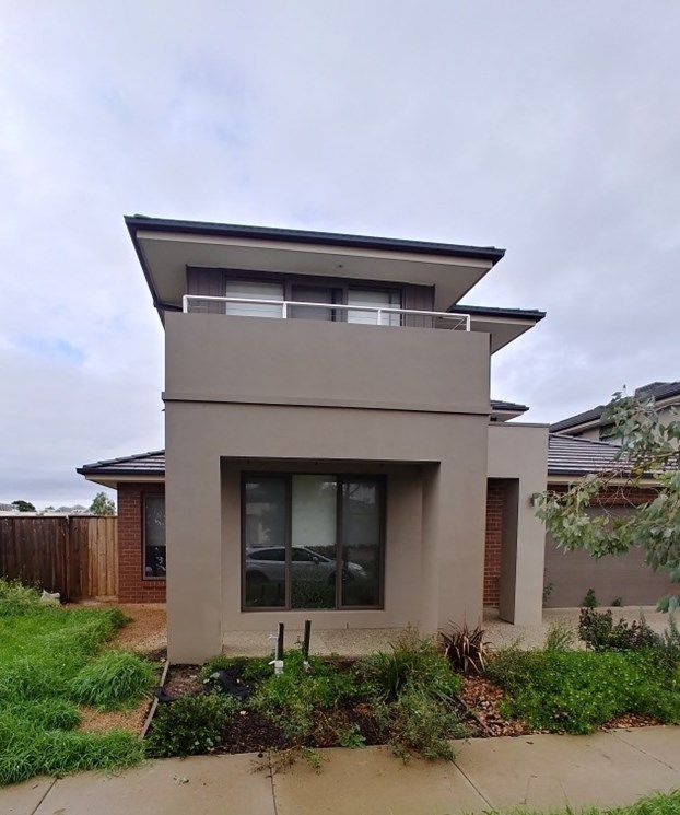 13 Amaroo Walk, Werribee VIC 3030, Image 1