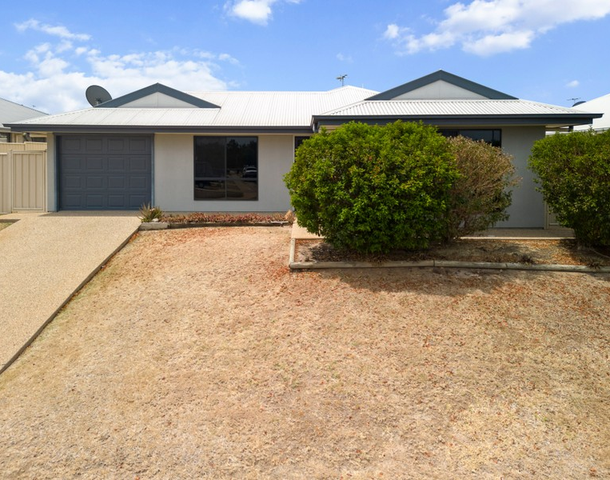 24 Scenic Drive, Emerald QLD 4720