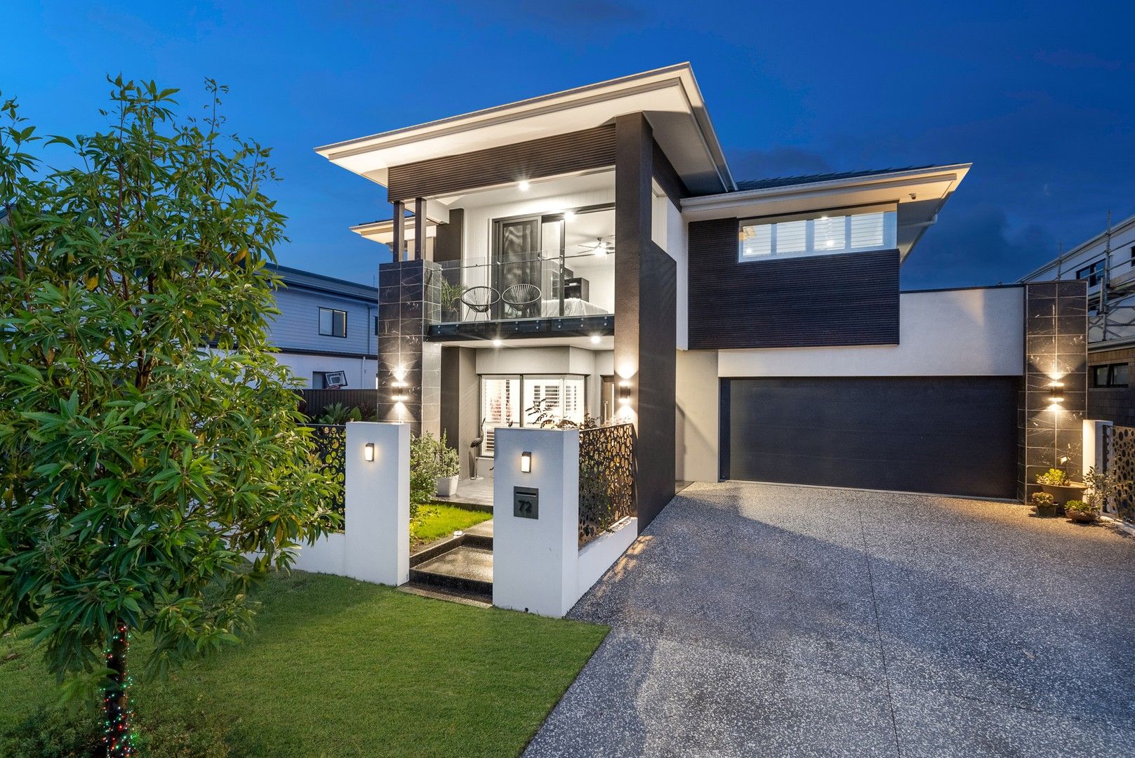 5 bedrooms House in 72 Quay Circuit NEWPORT QLD, 4020