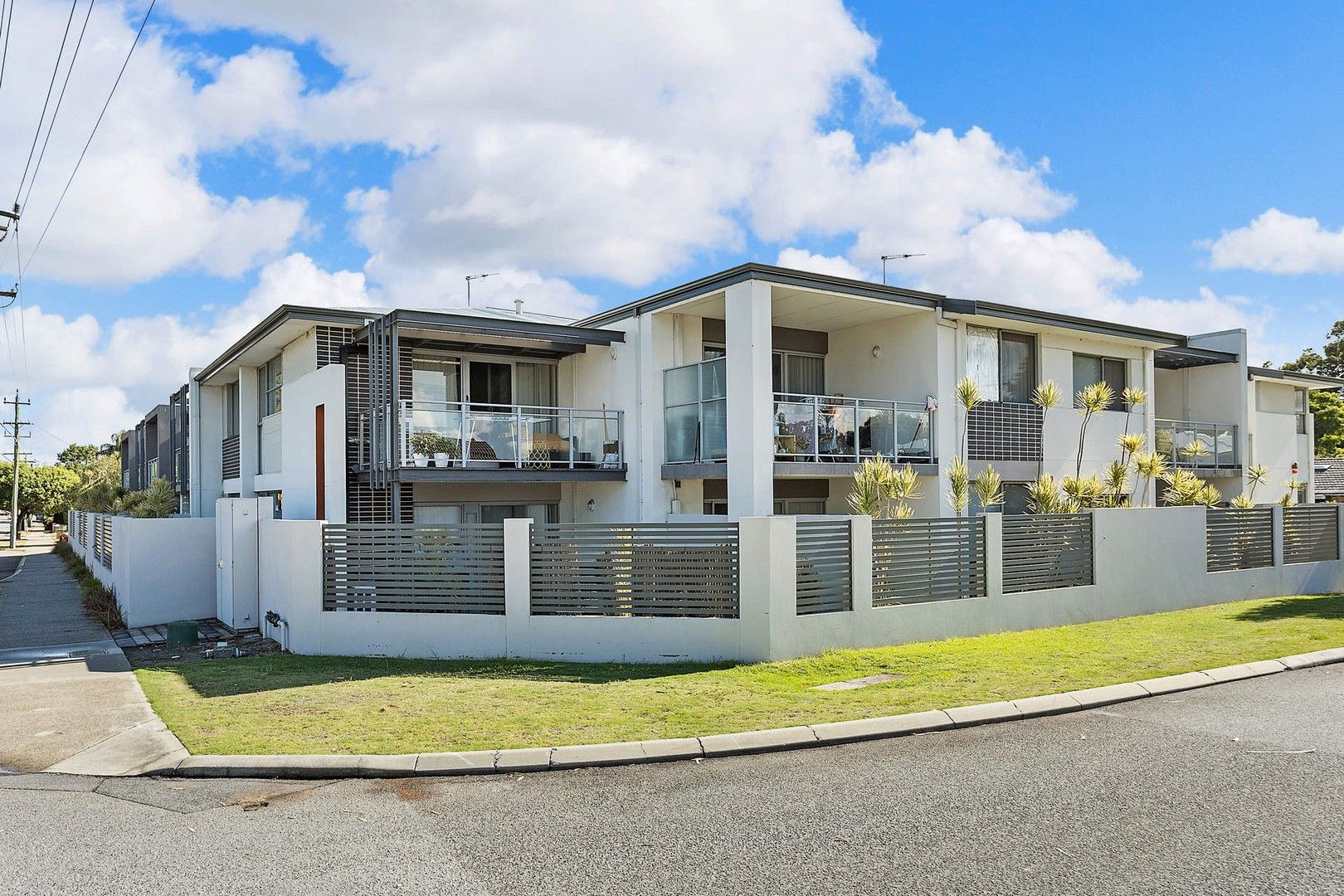 1 bedrooms Apartment / Unit / Flat in 21/129 Briggs Street KEWDALE WA, 6105