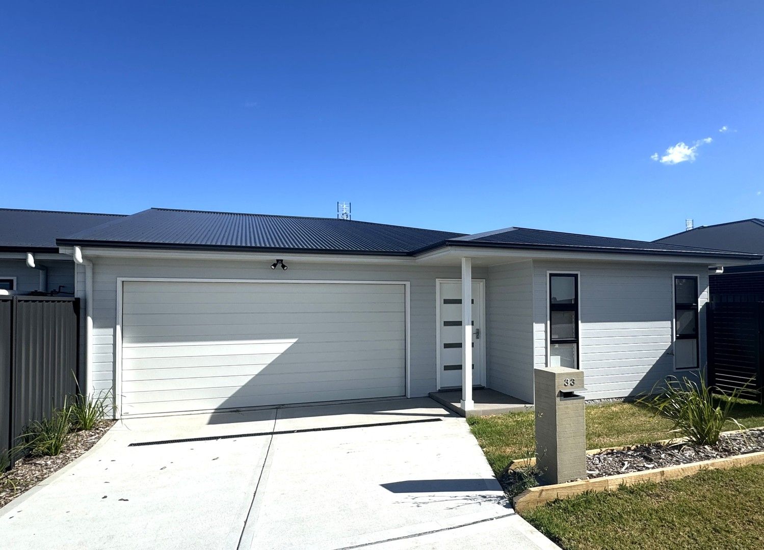 4 bedrooms House in 33 Royston Cct FARLEY NSW, 2320