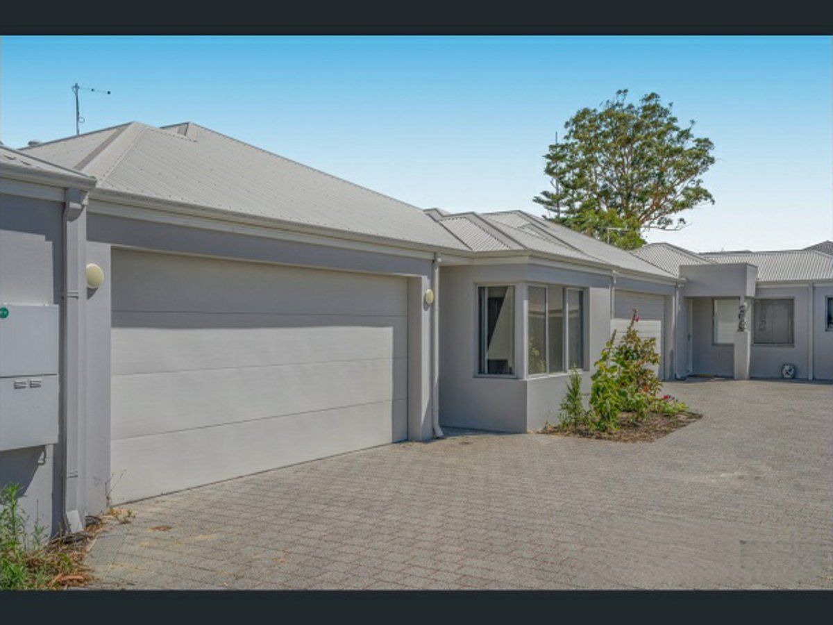 4 bedrooms Villa in 38C Bickley Road CANNINGTON WA, 6107